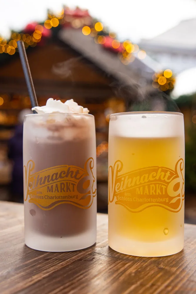 Charlottenburg Palace Market Mugs